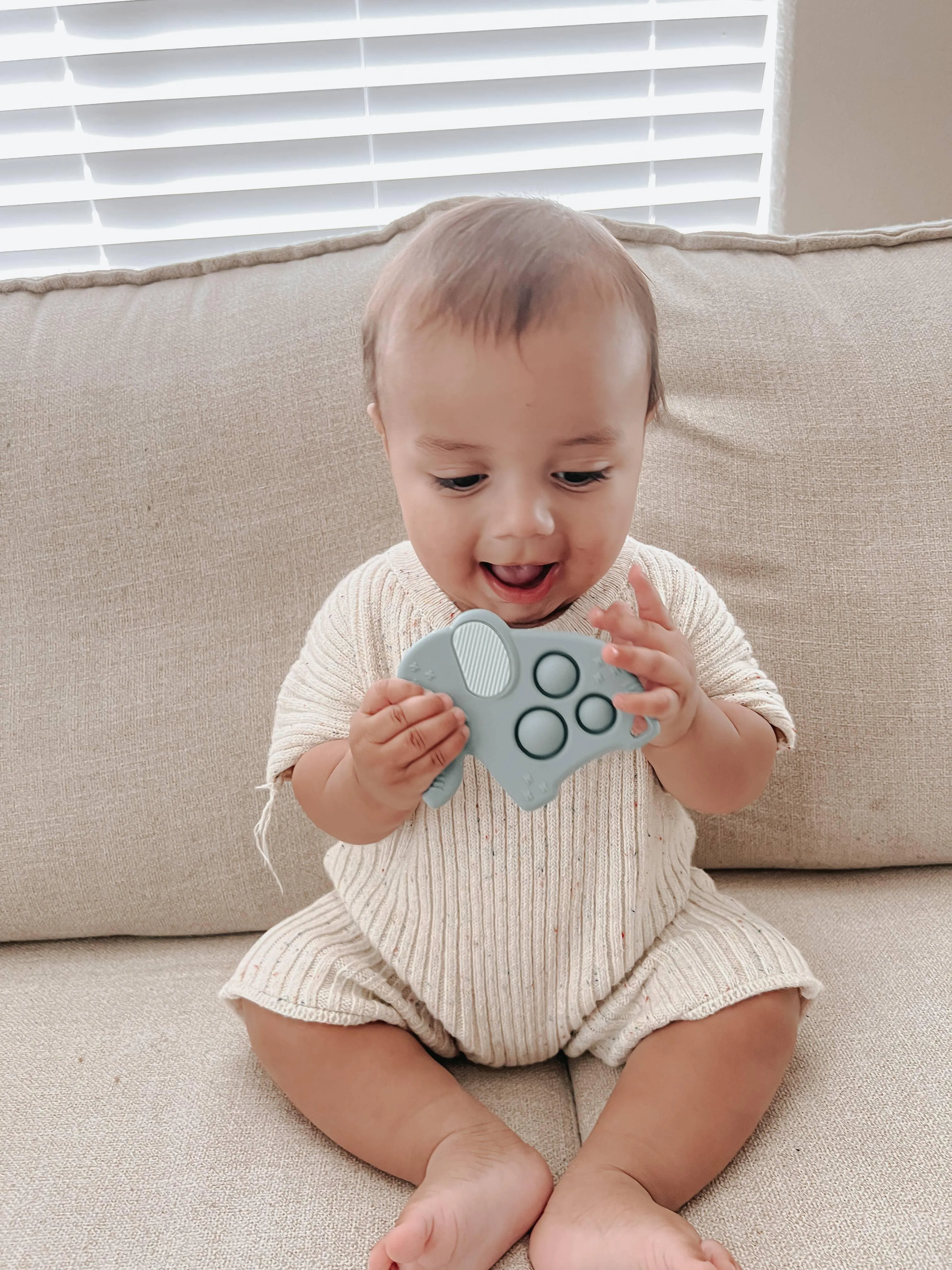 Itzy Pop Teether: Elephant