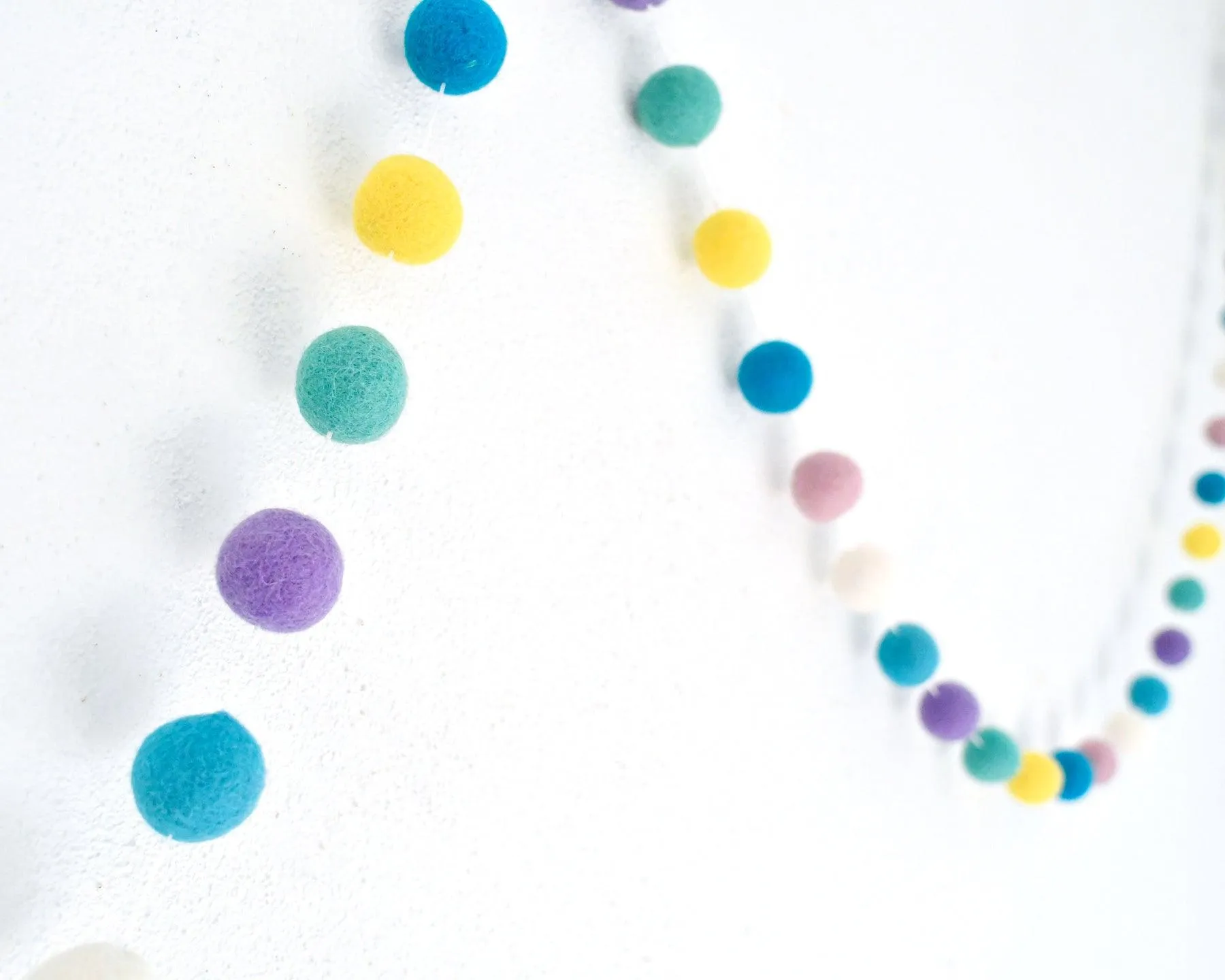 Pompom Felt Ball Garland - Pastel